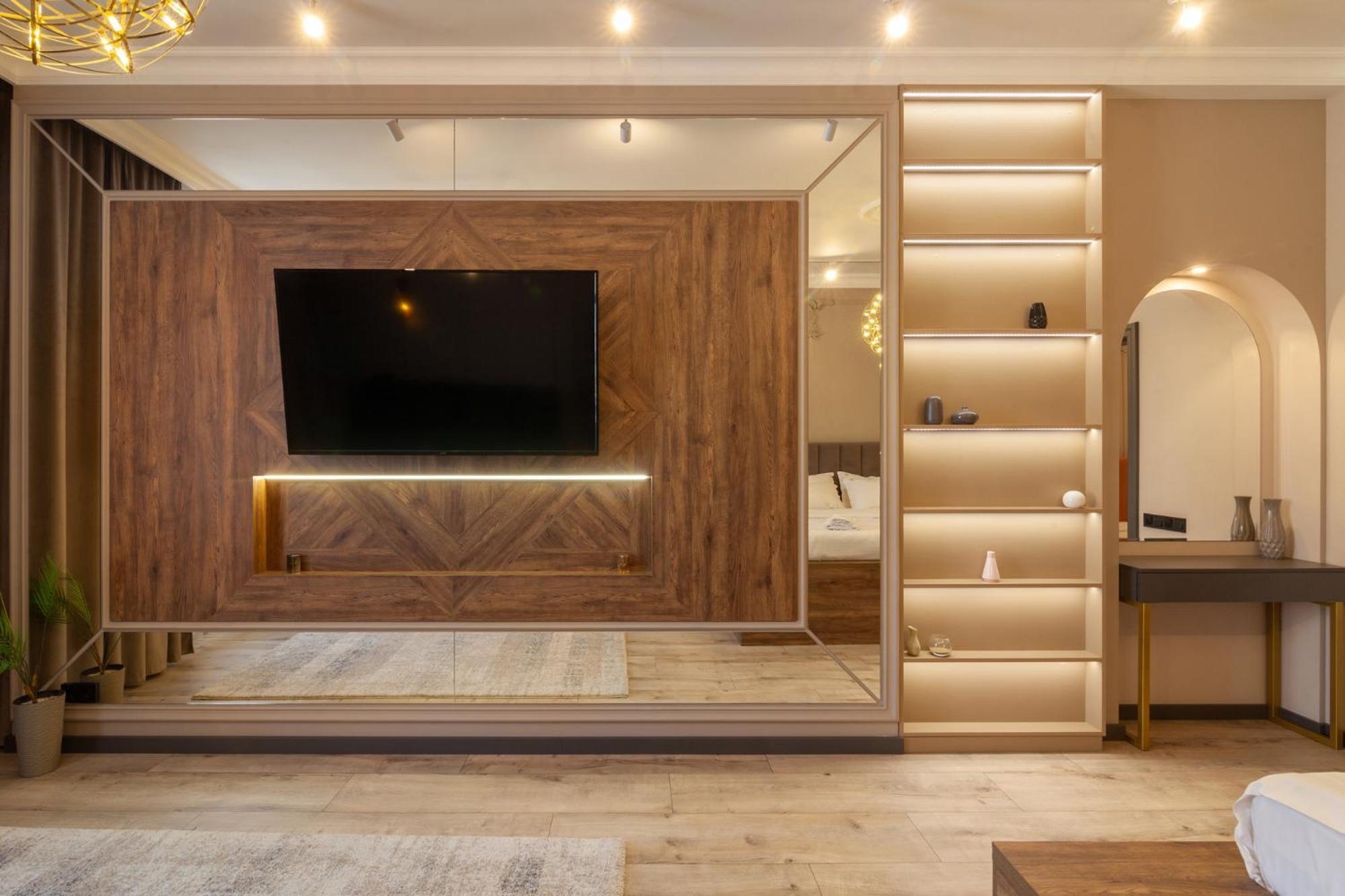 Royal Apartment On Gorodotska 33 Street リヴィウ エクステリア 写真